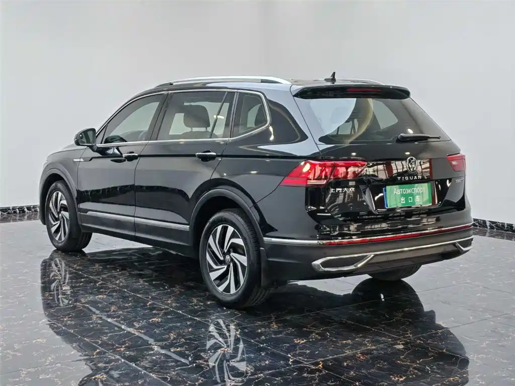 VOLKSWAGEN TIGUAN L 2022