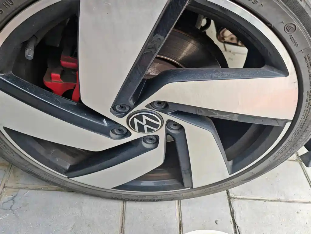 VOLKSWAGEN GOLF GTI 2021