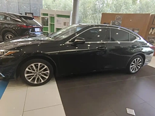 LEXUS ES 2022 YEAR 200 EXCELLENCE 2022