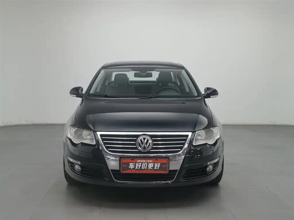 VOLKSWAGEN MAGOTAN 2011
