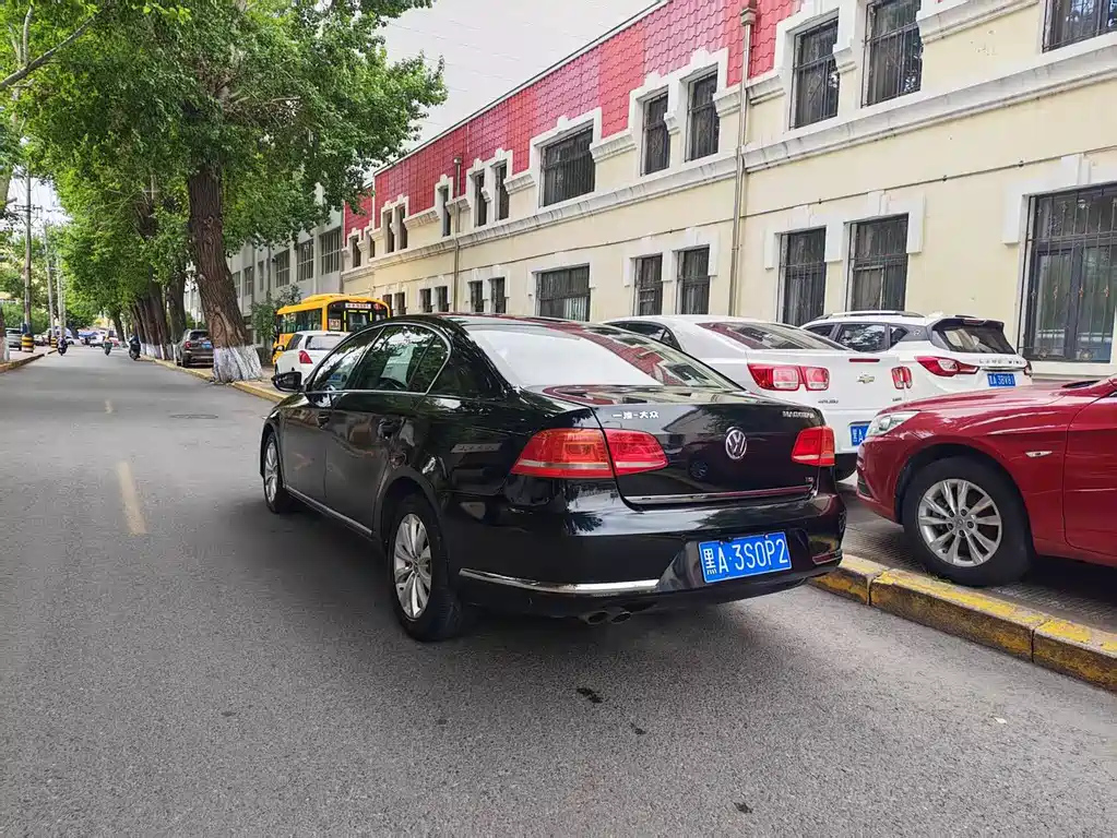 VOLKSWAGEN MAGOTAN 2016