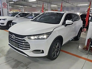 BYD TANG  2021