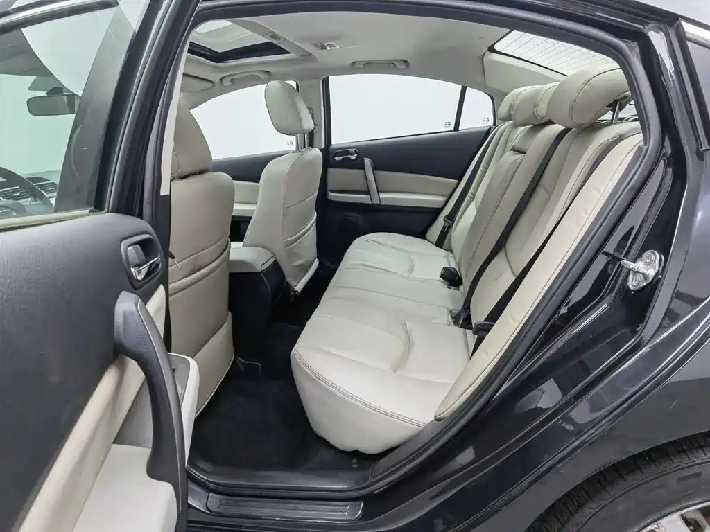 MAZDA MAZDA6 2012