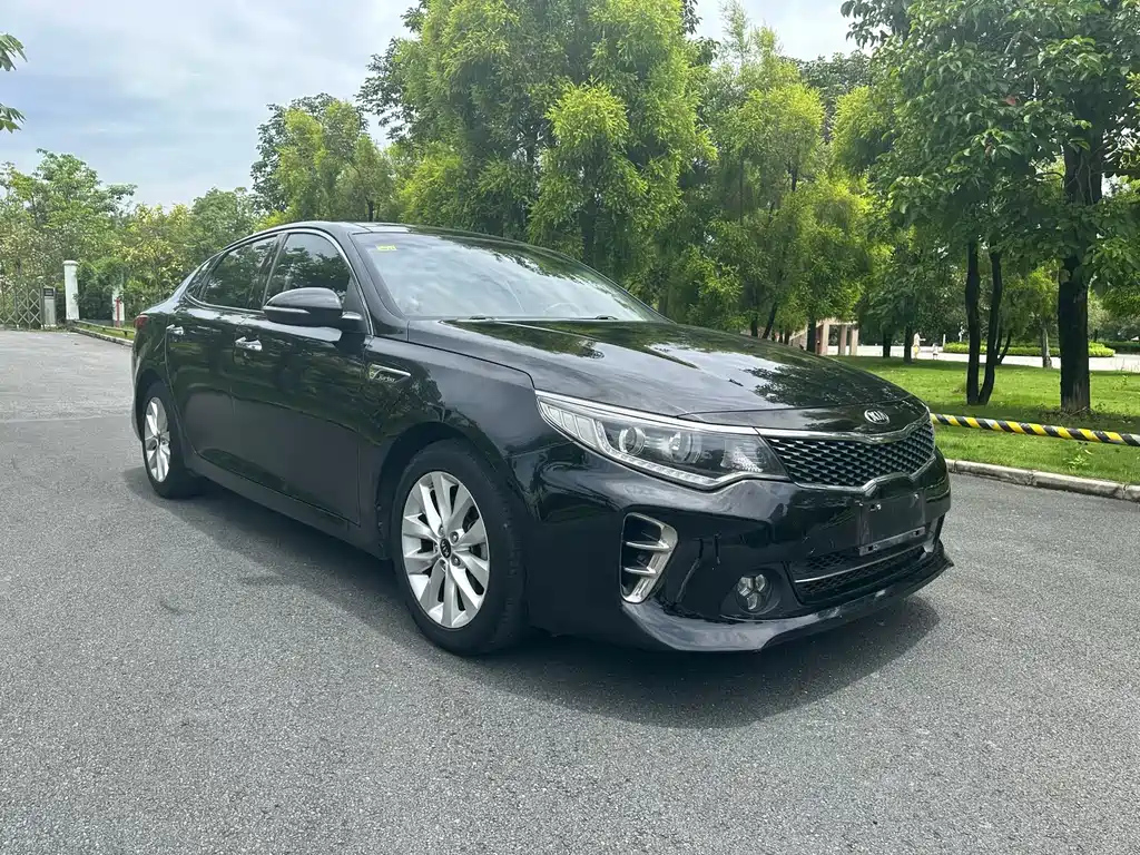 KIA K5 2016