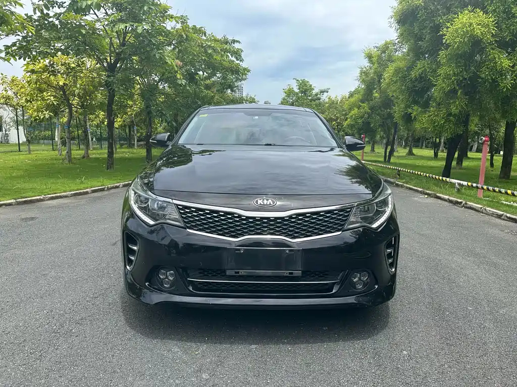 KIA K5 2016