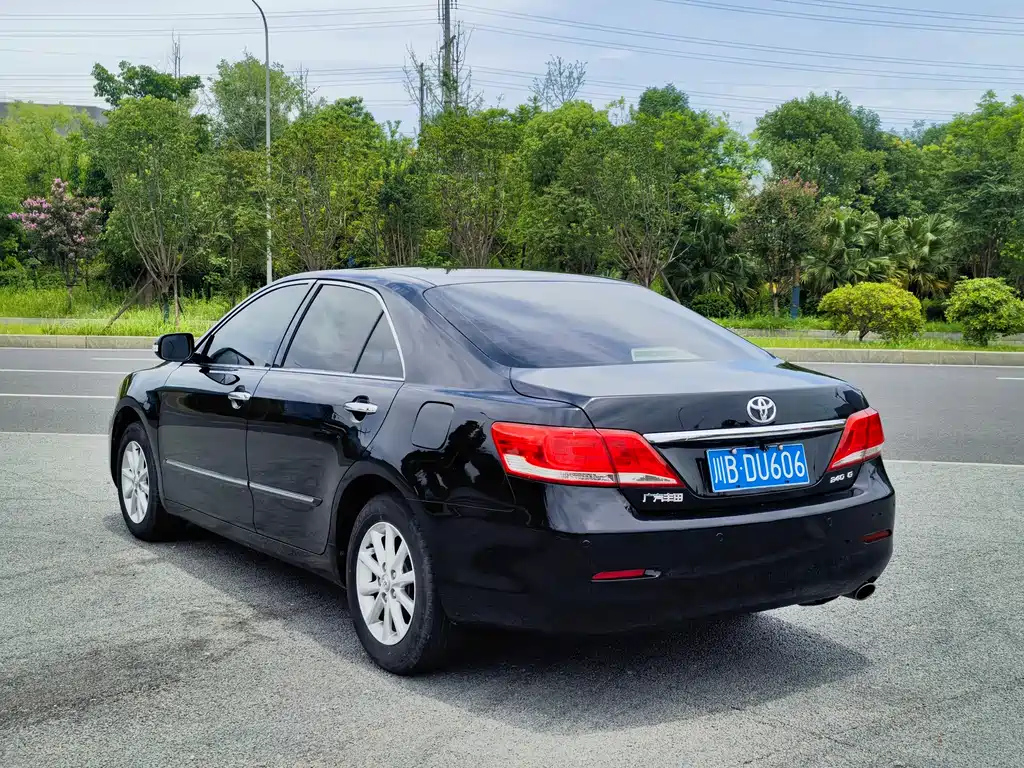 TOYOTA CAMRY 2011