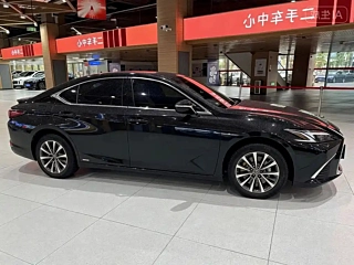 Заказать LEXUS ES