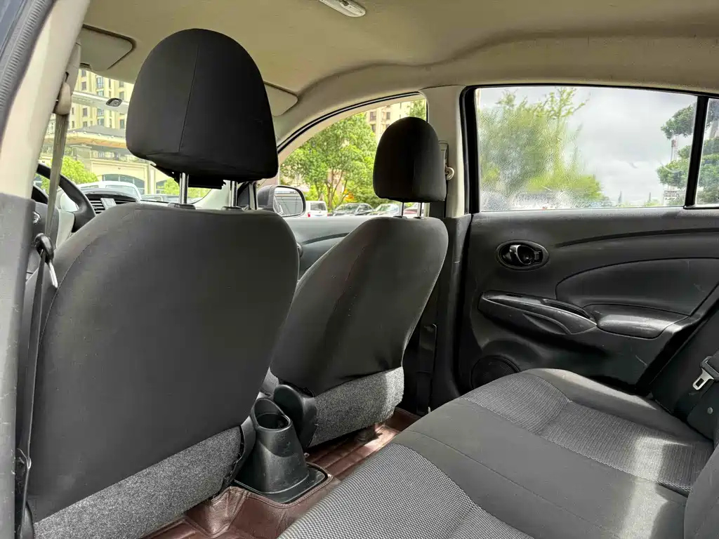 NISSAN SUNNY 2014