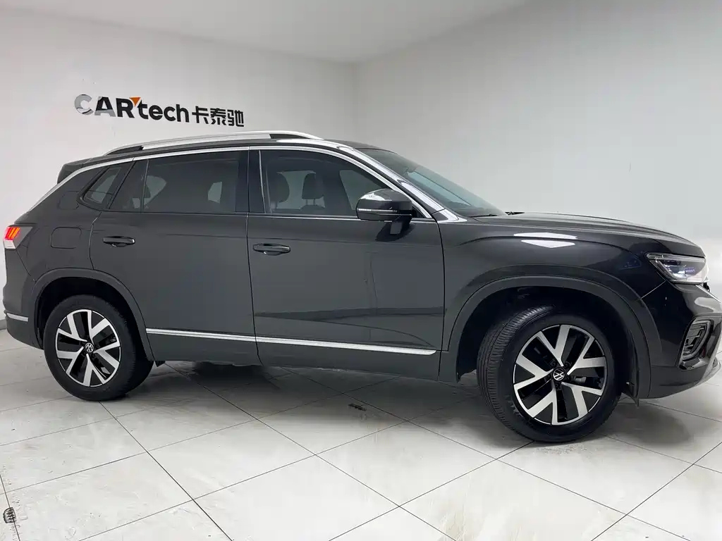 VOLKSWAGEN TAYRON 2025