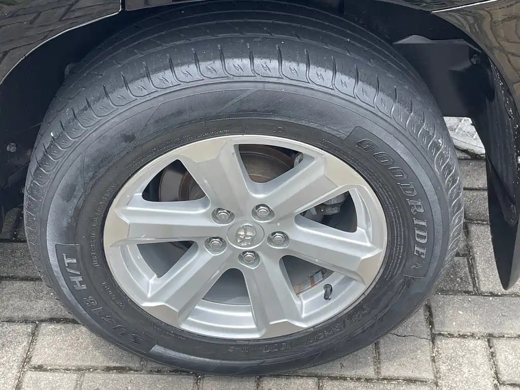 TOYOTA HIGHLANDER 2012