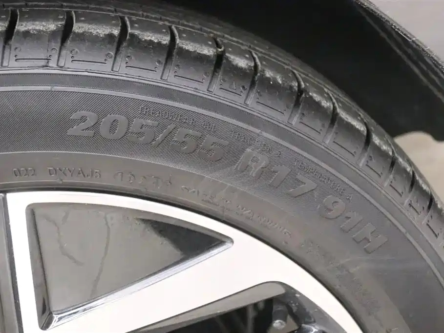 VOLKSWAGEN SAGITAR 2023