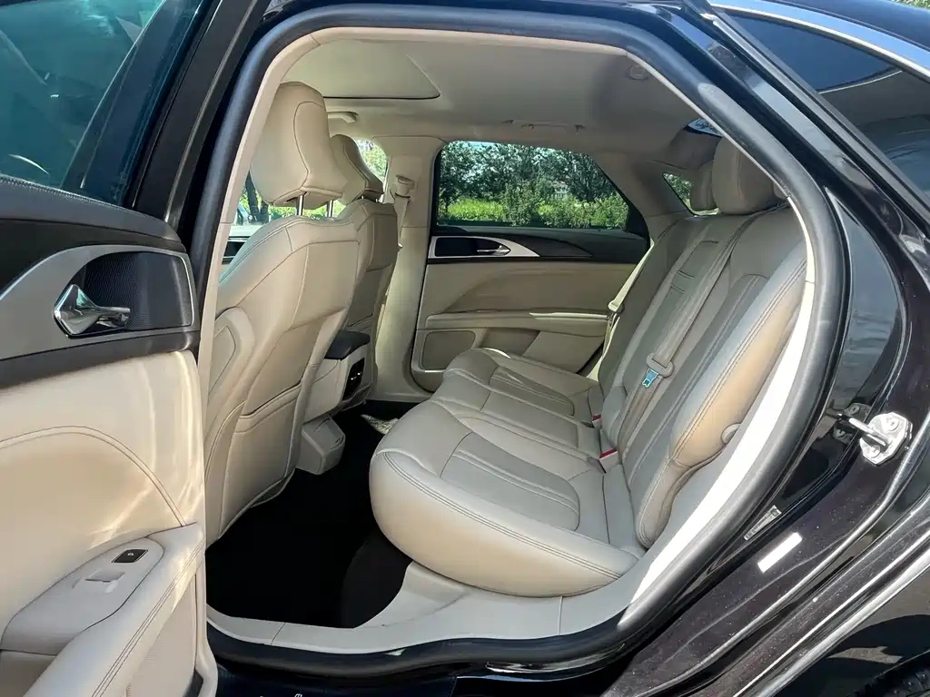 LINCOLN MKZ 2019