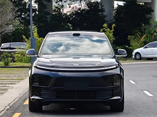 LI AUTO L6 2025
