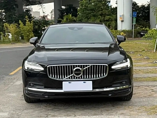 VOLVO S90 2021