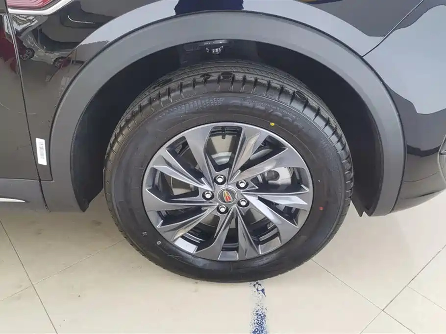 HONGQI HS5 2025
