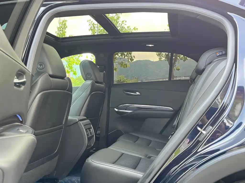 CADILLAC XT4 2020