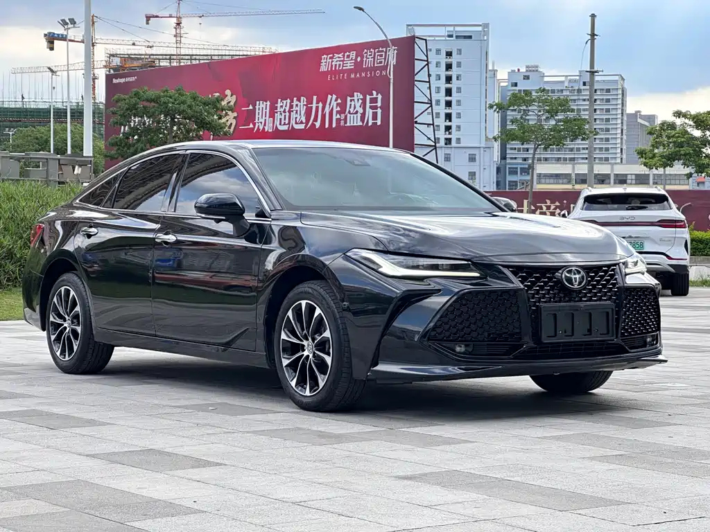 TOYOTA AVALON 2022