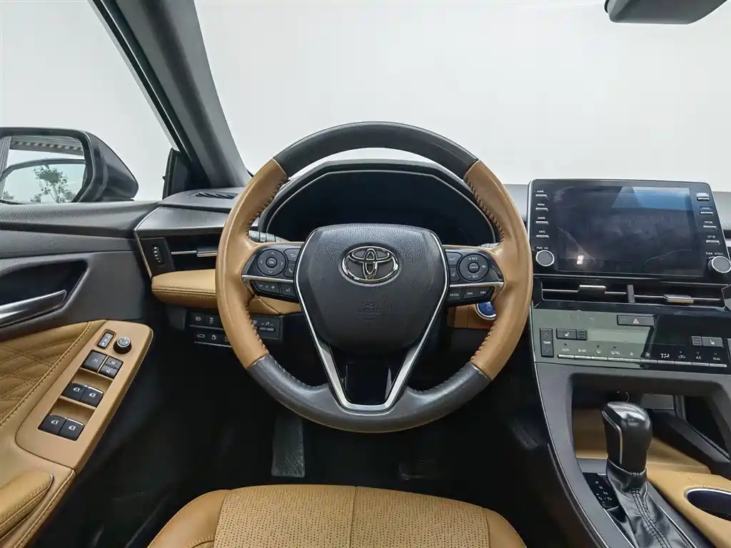 TOYOTA AVALON 2021