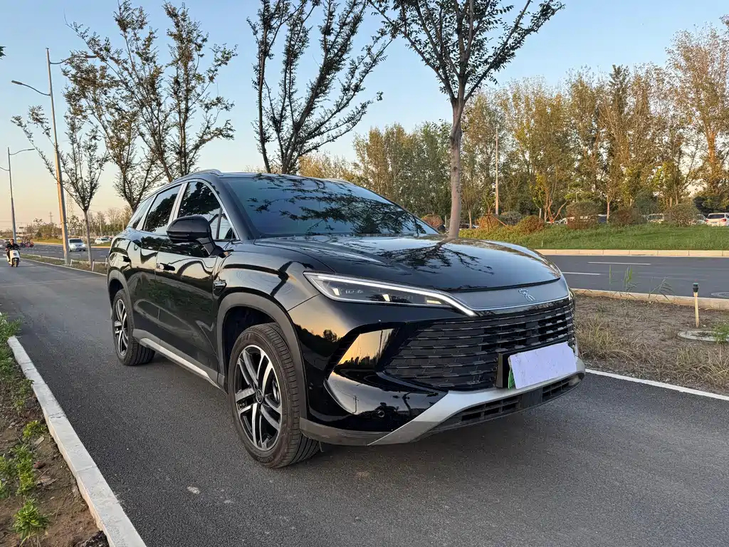 BYD SONG L DM-I 2025