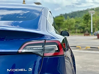 TESLA MODEL 3  2020 YEAR STANDARD RANGE  UPGRADED EDITION 2020