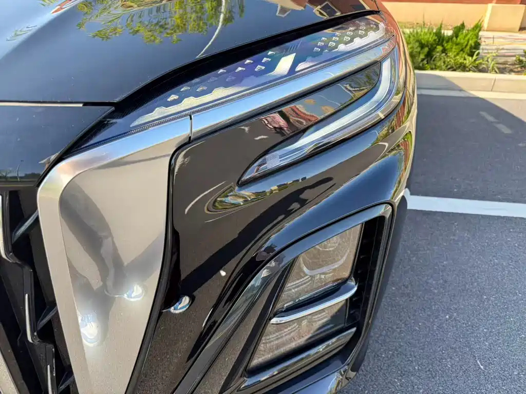 HONGQI HS3 PHEV 2024