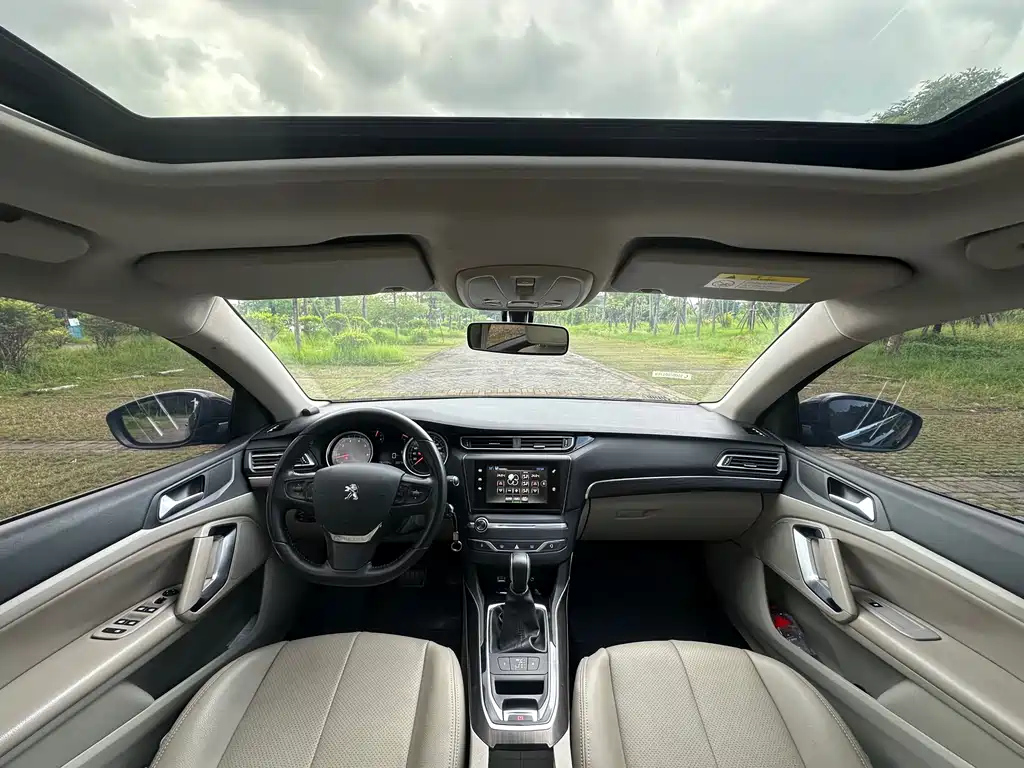 PEUGEOT 408 2014