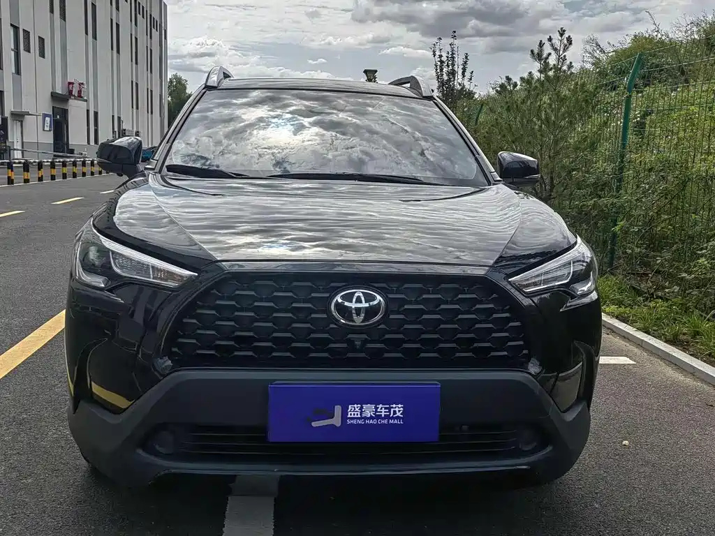 TOYOTA COROLLA CROSS 2024