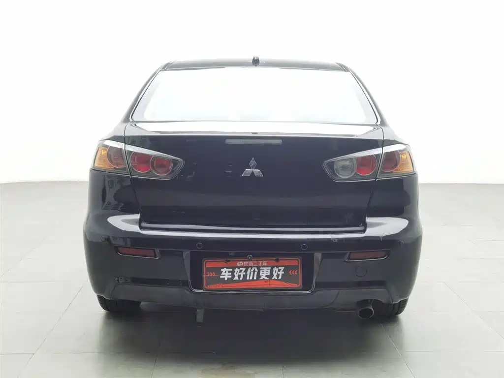 MITSUBISHI LANCER EX 2013