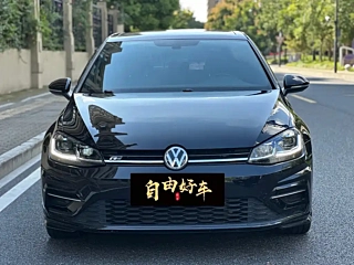 VOLKSWAGEN GOLF 2020
