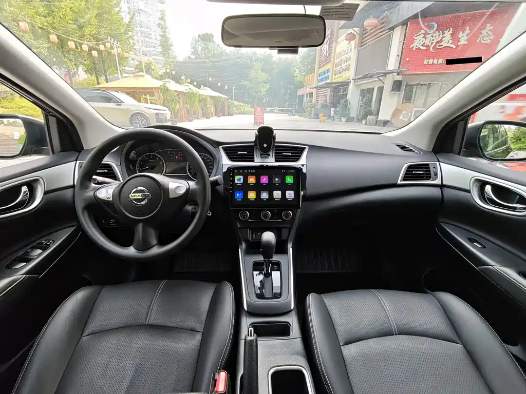 NISSAN SYLPHY 2024