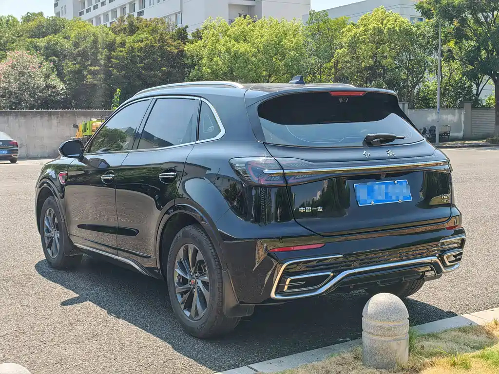 HONGQI HS5 2023