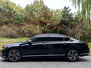 VOLKSWAGEN MAGOTAN 2022