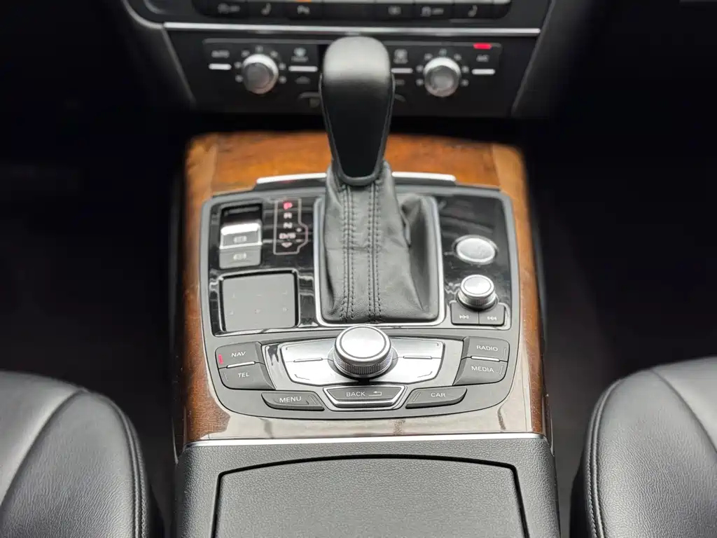 AUDI A6L 2016
