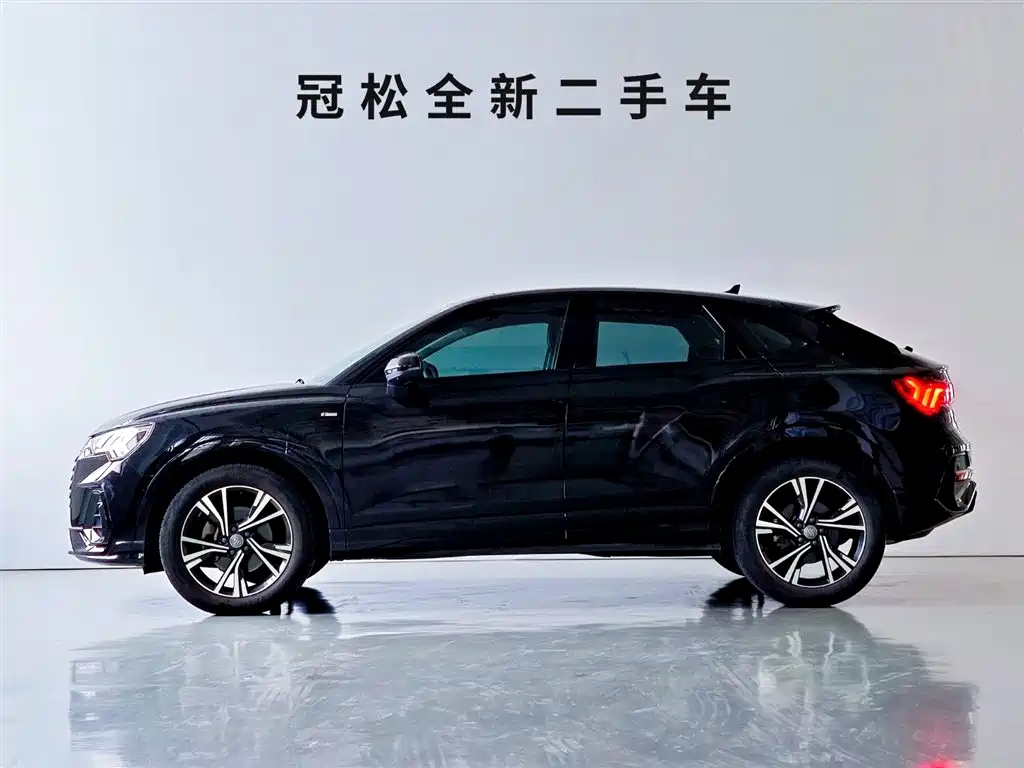 AUDI Q3 SPORTBACK 2021