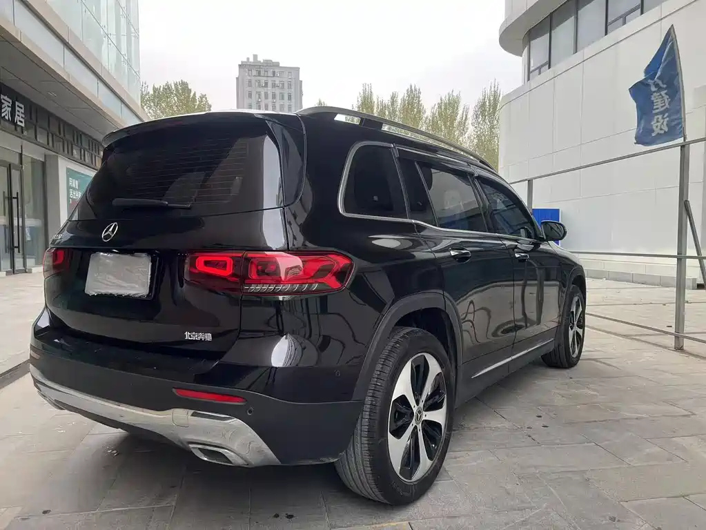 MERCEDES BENZ GLB 2022