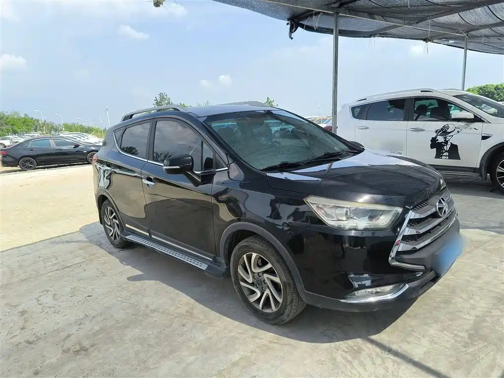 JAC REFINE S3 2016