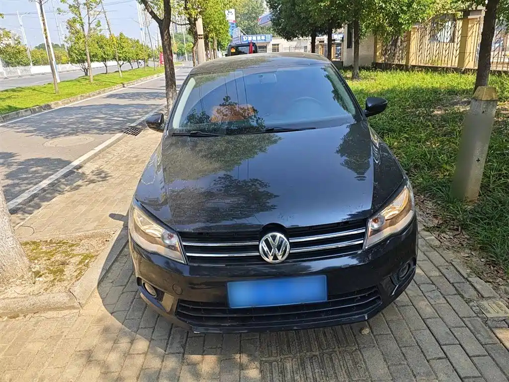 VOLKSWAGEN JETTA 2014