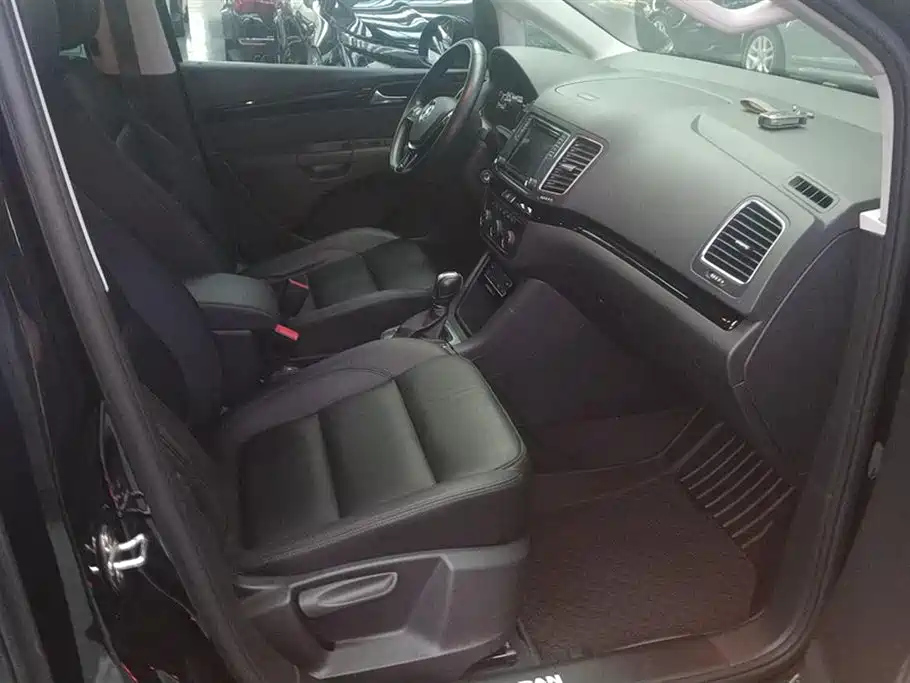 VOLKSWAGEN SHARAN 2018