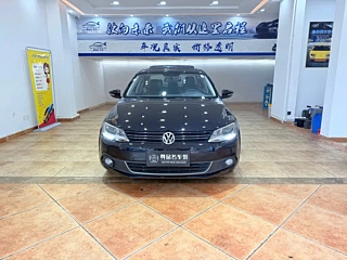 VOLKSWAGEN SAGITAR 2014