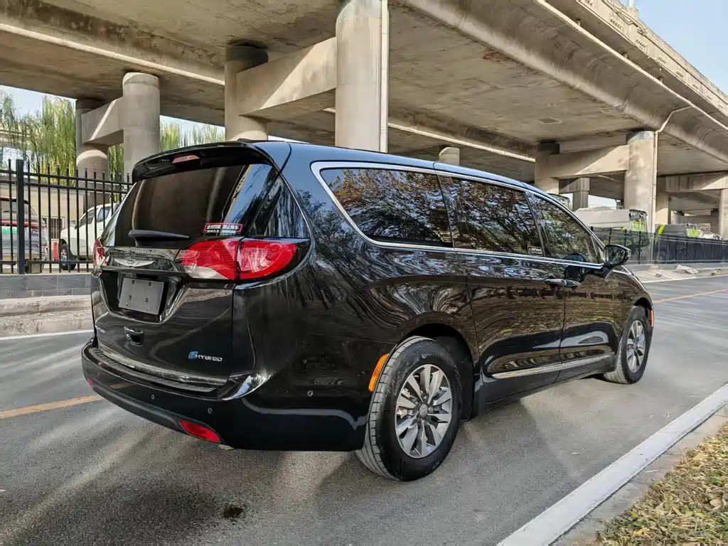 CHRYSLER BIG 捷龙PHEV IMPO 2020