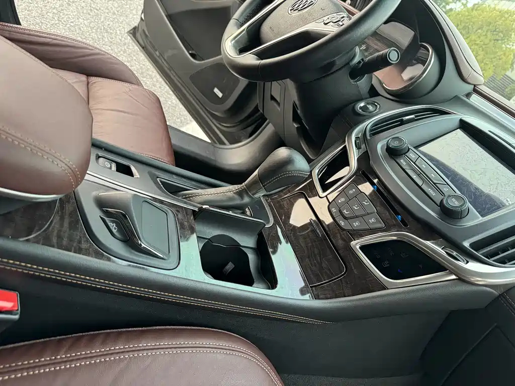 BUICK LACROSSE 2014