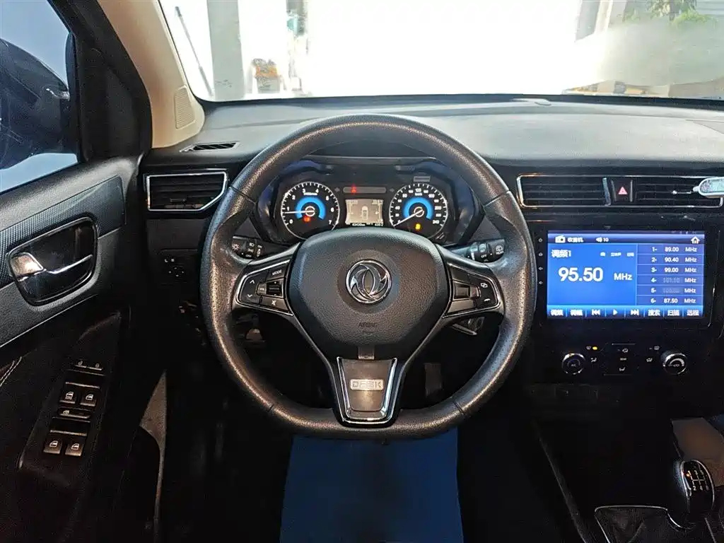 DONGFENG SCENERY 580 2021