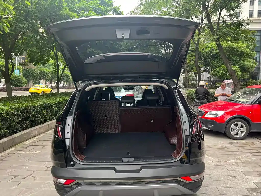 HYUNDAI TUCSON 2023