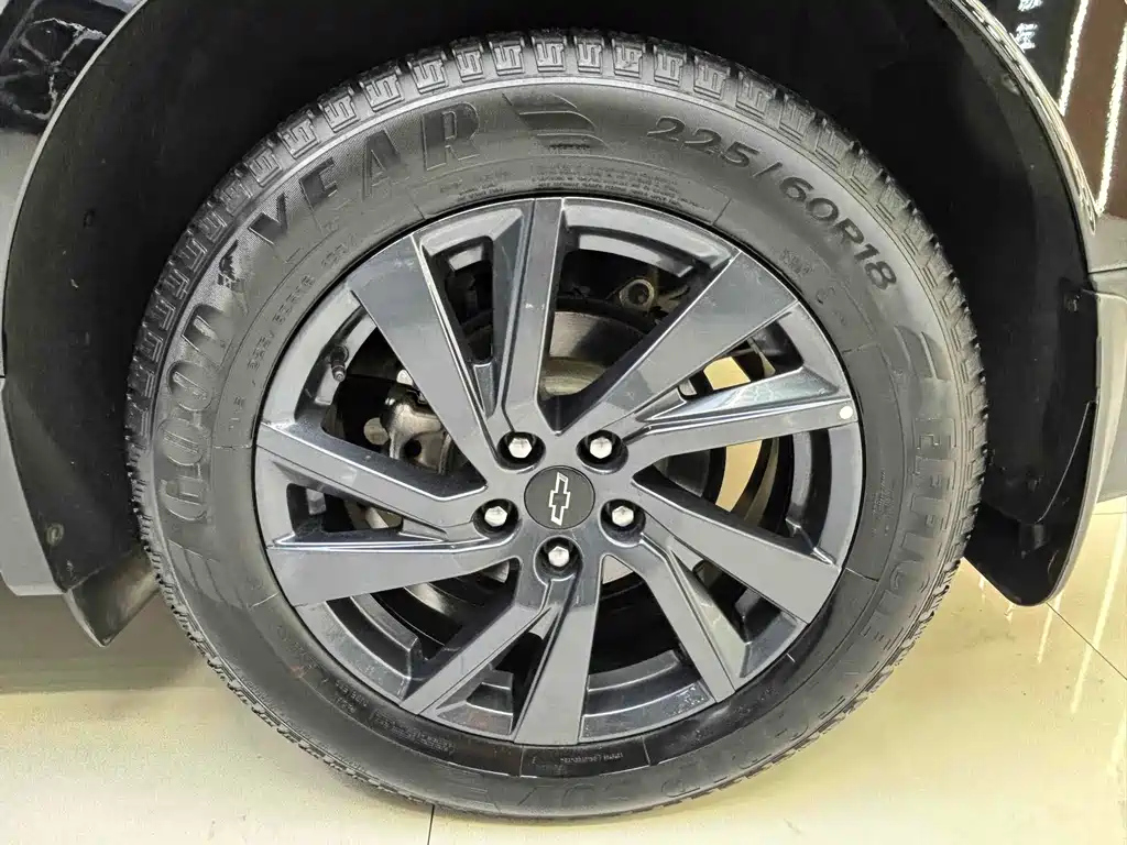 CHEVROLET EXPLORER 2021
