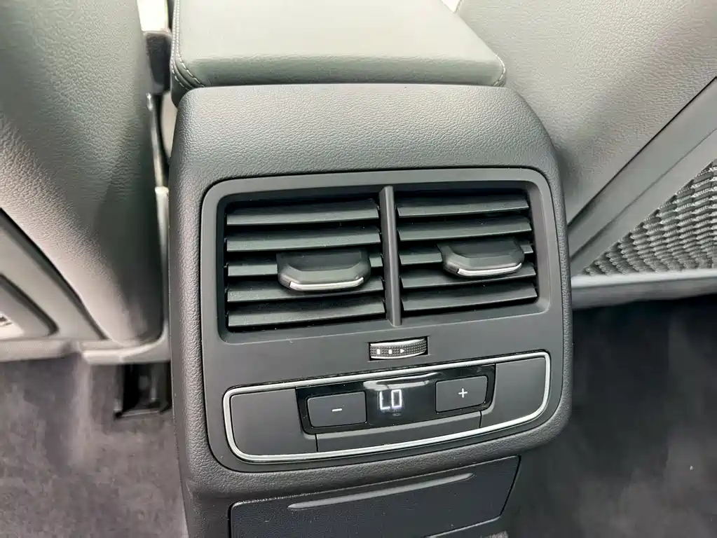 AUDI A4L 2018