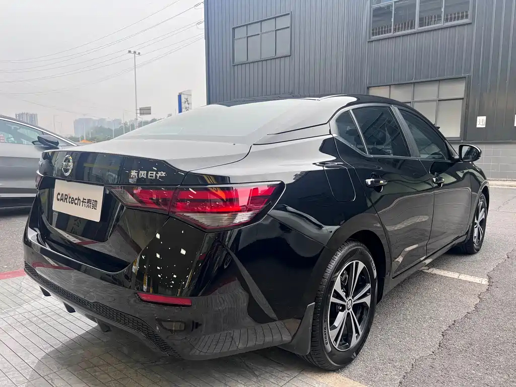 NISSAN SYLPHY 2022