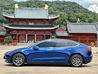 TESLA MODEL 3  2020 YEAR STANDARD RANGE  UPGRADED EDITION 2020