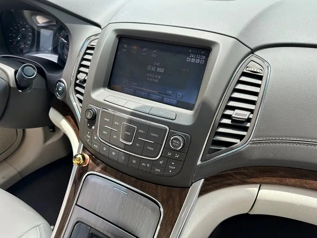 ROEWE E950 2016