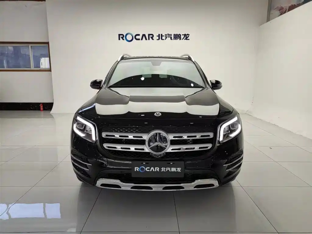 MERCEDES BENZ GLB 2023