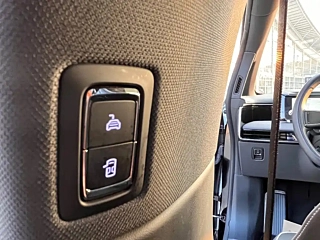 HIPHI X  2022 YEAR &#26234;&#36828; EDITION 6 SEATS &#38271; RANGE EDITIO 2022